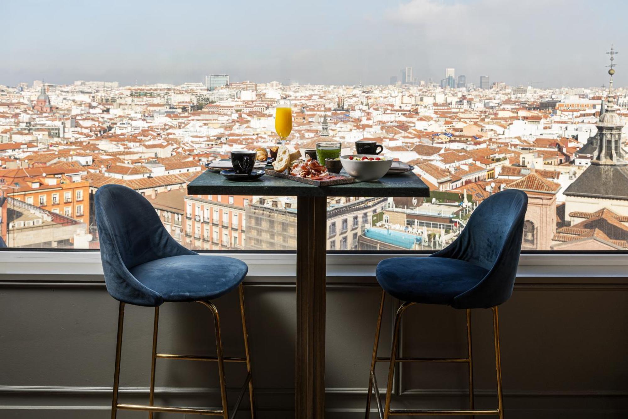Smartr Madrid Gran Via 47 Aparthotel Exterior photo